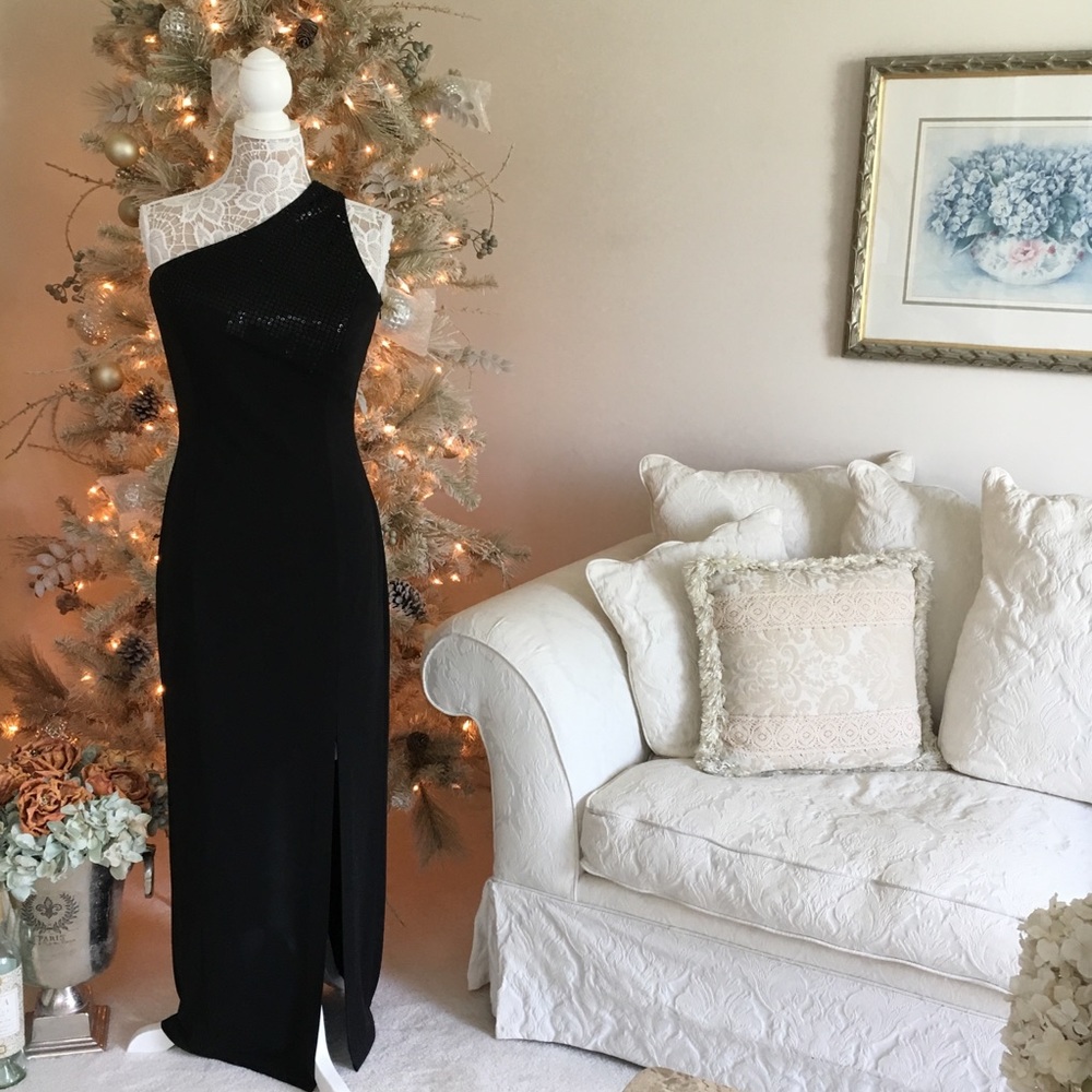 $159 Retail Black evening dress